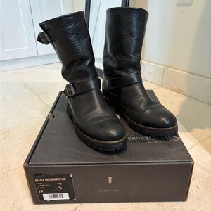 Frye Boots - Natalie Mid Engineer Lug Shearling Lined size 8M Black